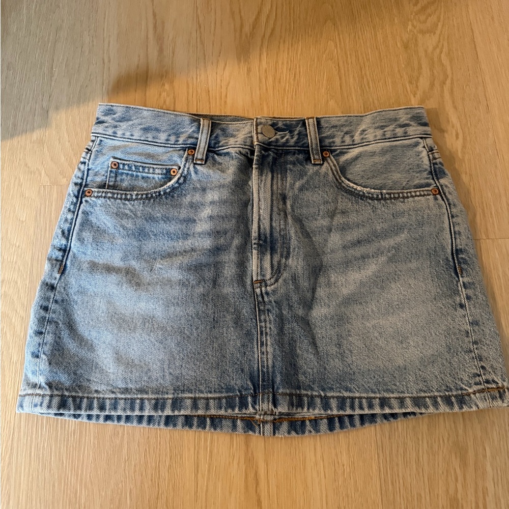 Aritzia Denim Forum Light Blue Washed Denim Mini Skirt